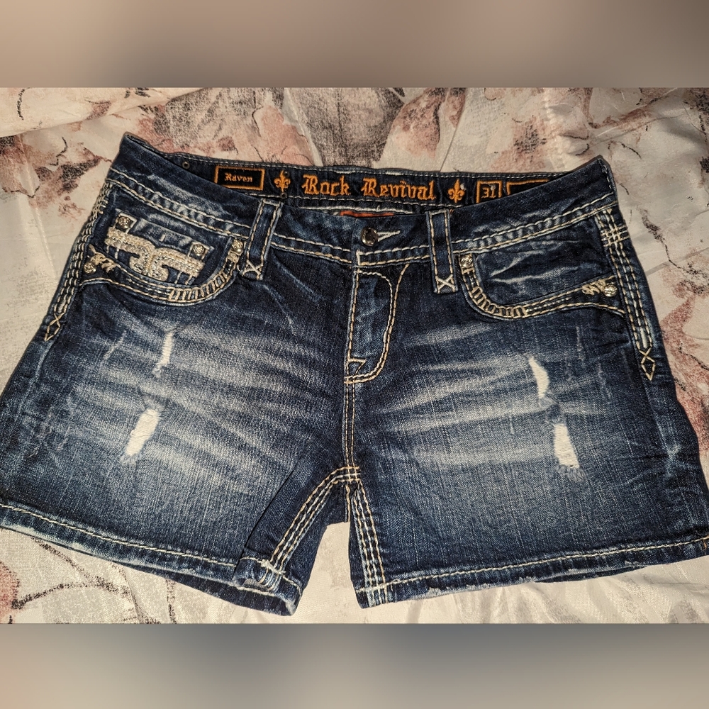 Rock Revival Shorts Size 31
